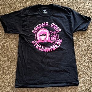 Stillwater’s ‘Eskimo Joes’ women’s t-shirt
